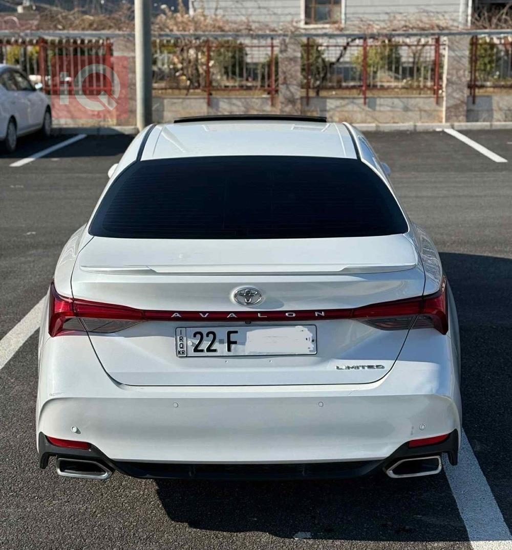 Toyota Avalon